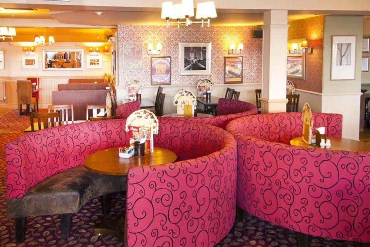 Premier Inn London Greenford Exteriör bild