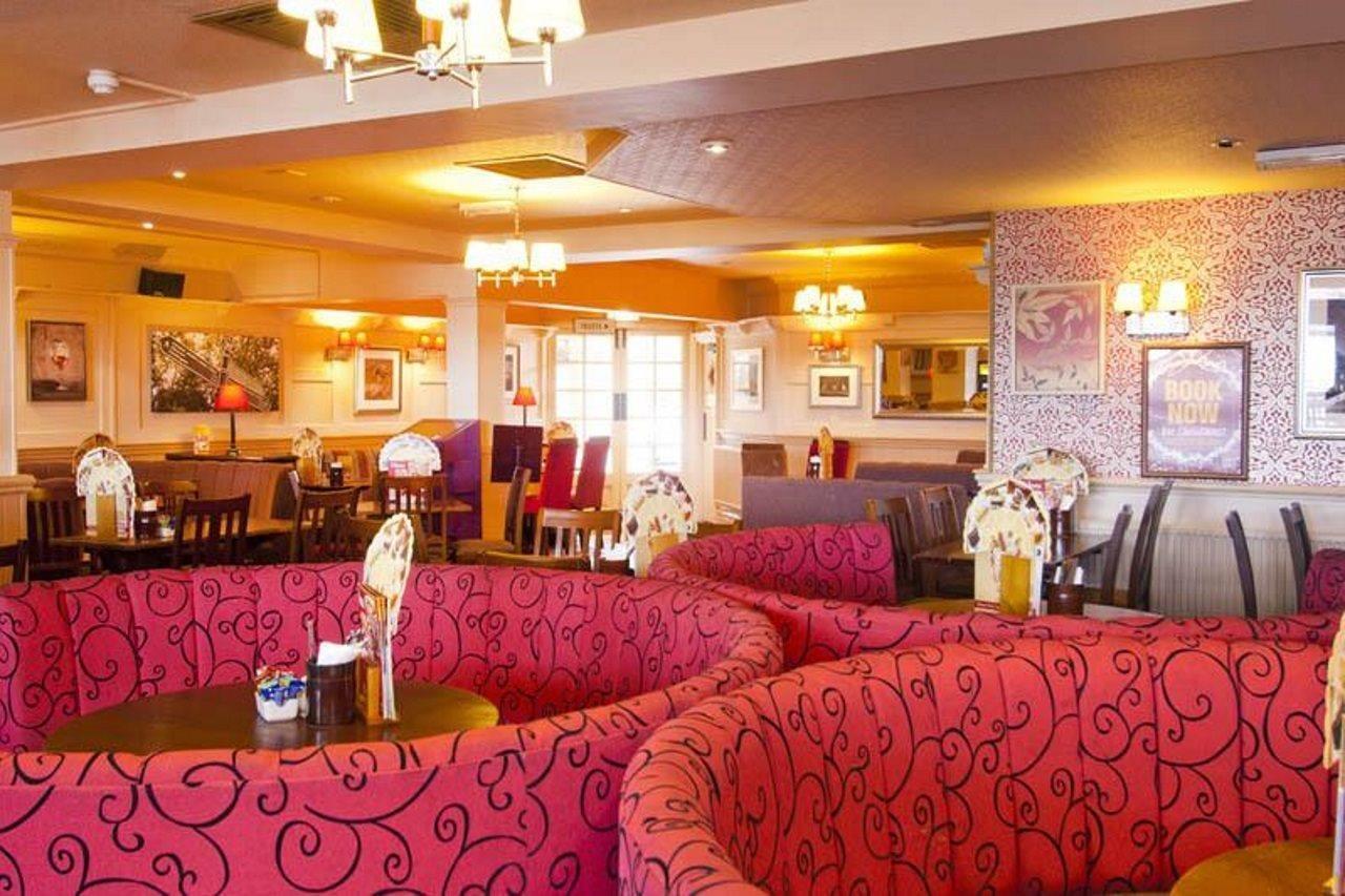 Premier Inn London Greenford Exteriör bild